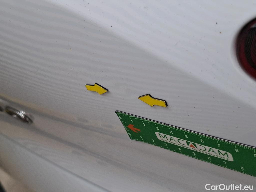  Renault  Clio  V Business Réversible 1.0 TCe 90CV BVM6 E6d #36