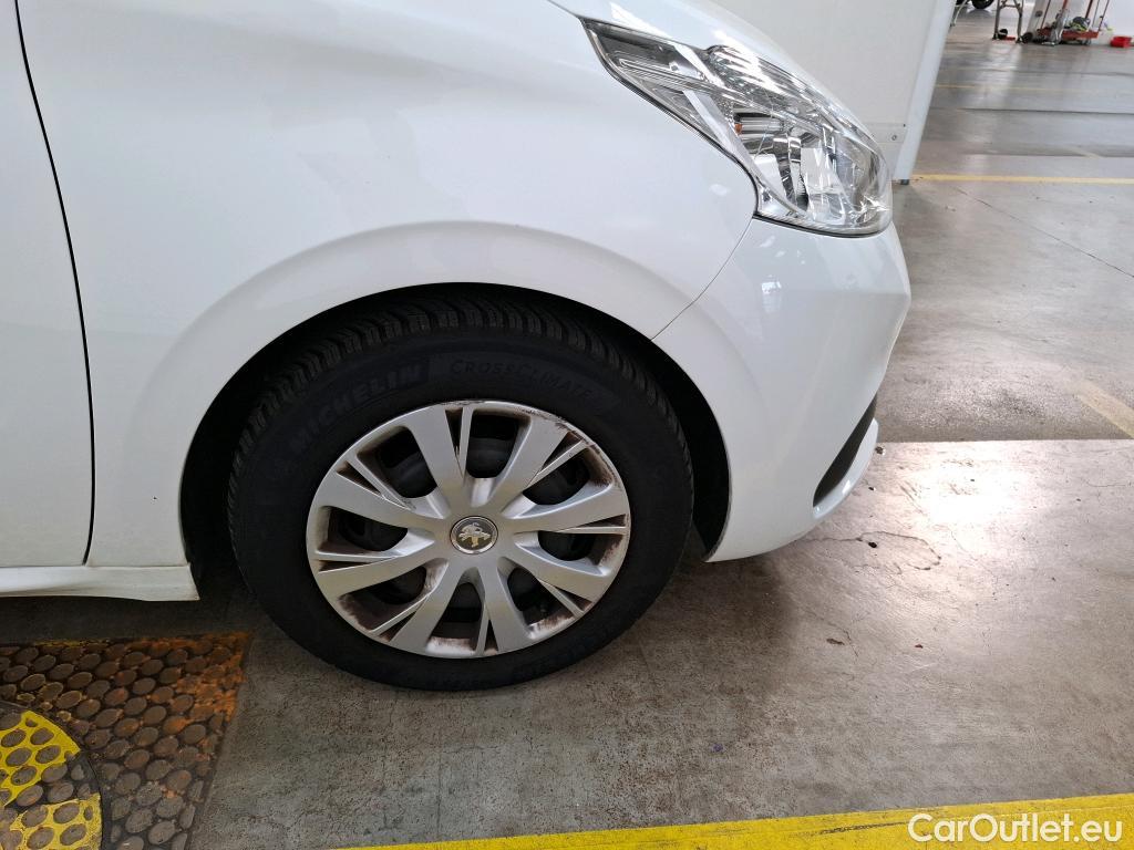  Peugeot  208  Affaire Premium Pack 1.5 HDi 100CV BVM5 E6dT #76
