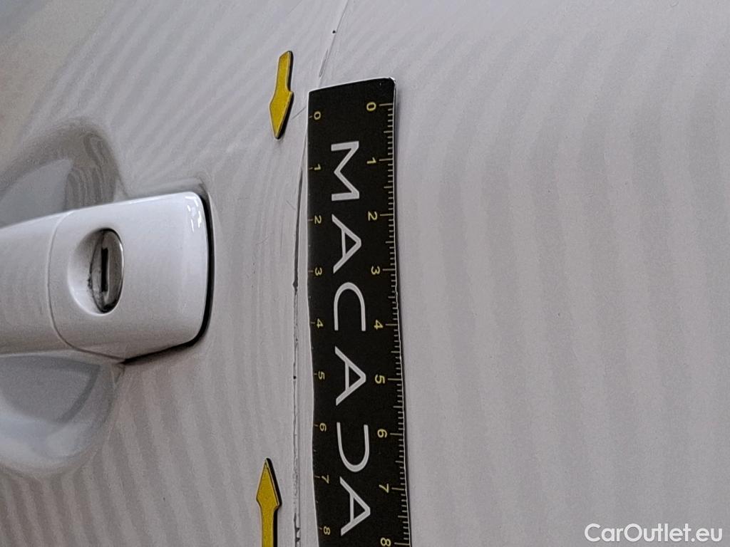  Peugeot  208  Affaire Premium Pack 1.5 HDi 100CV BVM5 E6dT #45