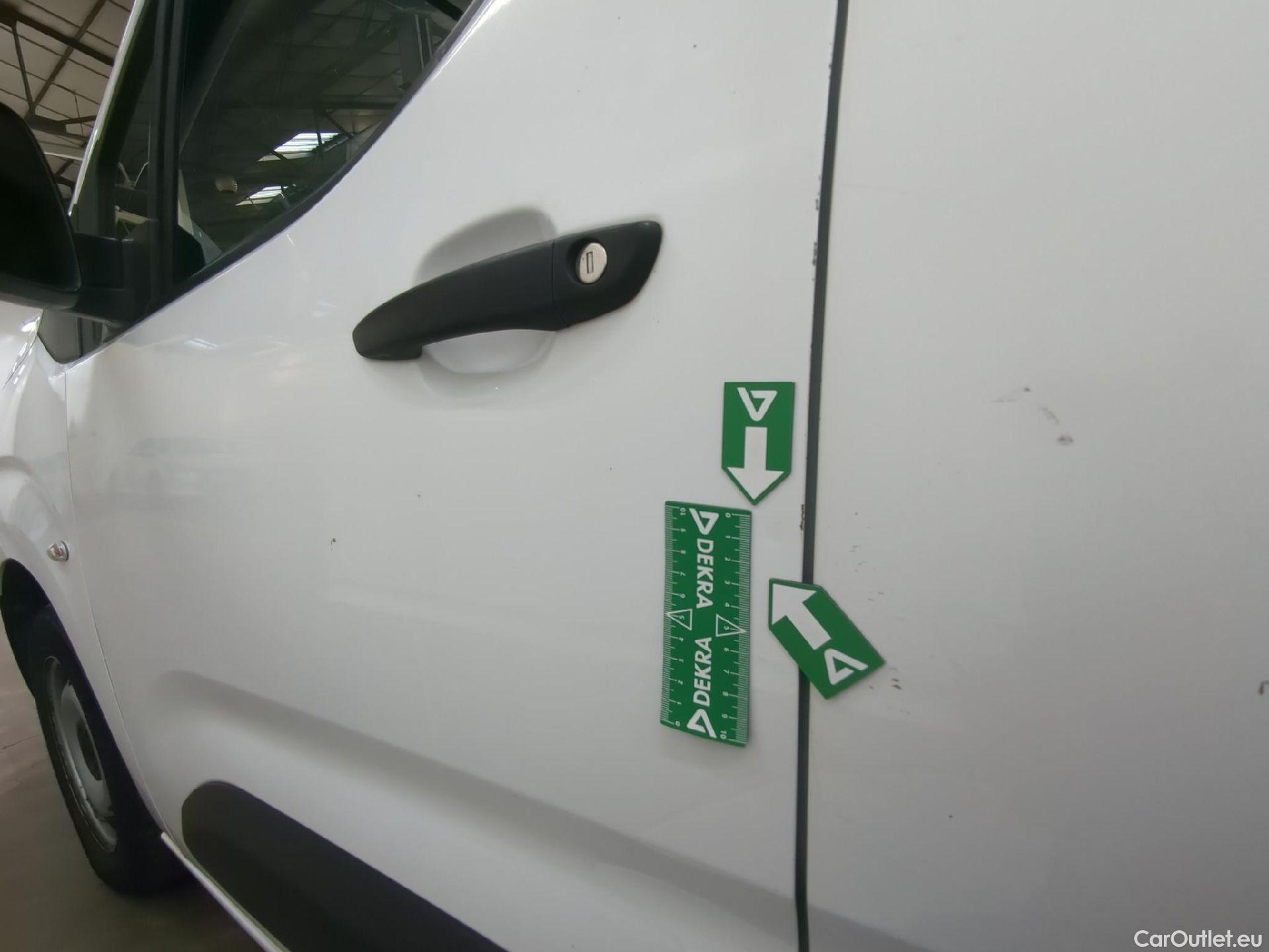  Citroen  Berlingo  Fourgon Club M 650 1.5 BlueHDi 100CV BVM6 E6d #24