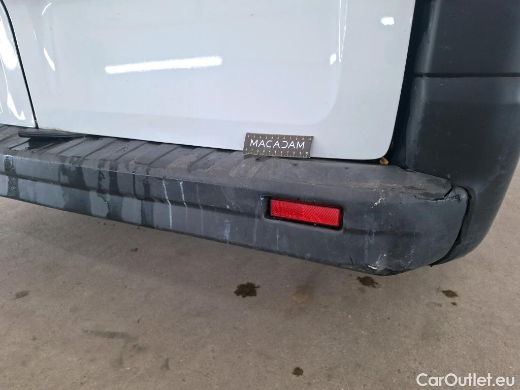  Renault  Trafic RENAULT  VU 4p Fourgon CA CF L2H1 1200 dCi 95 E6 #46