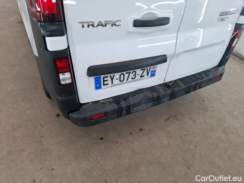  Renault  Trafic RENAULT  VU 4p Fourgon CA CF L2H1 1200 dCi 95 E6 #43