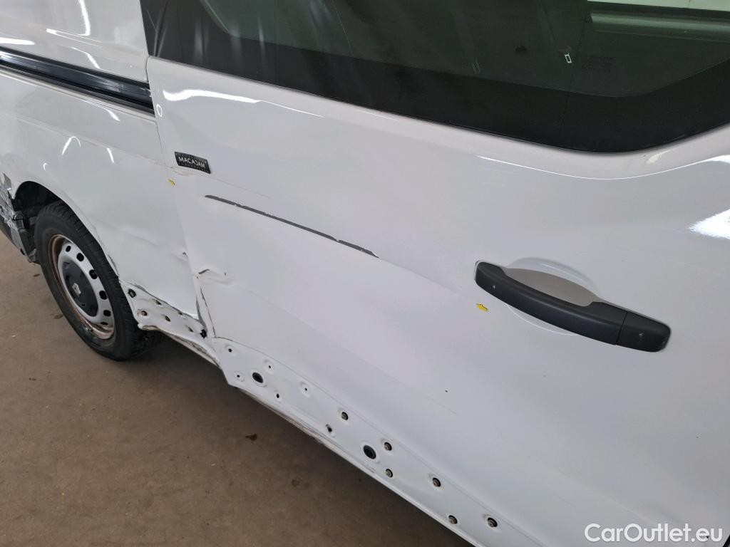  Renault  Trafic RENAULT  VU 4p Fourgon CA CF L2H1 1200 dCi 95 E6 #5