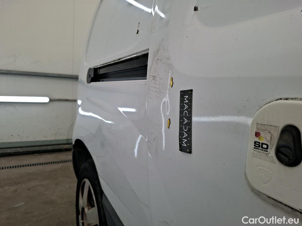  Renault  Kangoo  Express Maxi Grand Confort 1.5 dCi 90CV BVM5 E6 #32