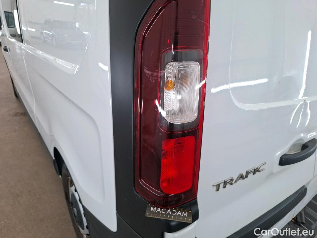 Renault  Trafic RENAULT  VU 4p Fourgon CA CF L2H1 1200 dCi 95 E6 #92