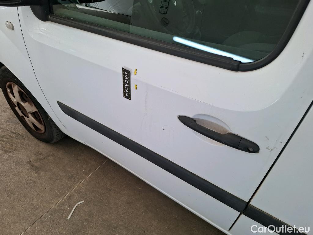  Renault  Kangoo  Express Maxi Grand Confort 1.5 dCi 90CV BVM5 E6 #106