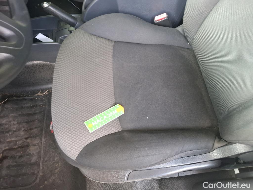  Renault  Kangoo RENAULT  Express / 2013 / 4P / Fourgonnette Grand Confort dCi 75 #13