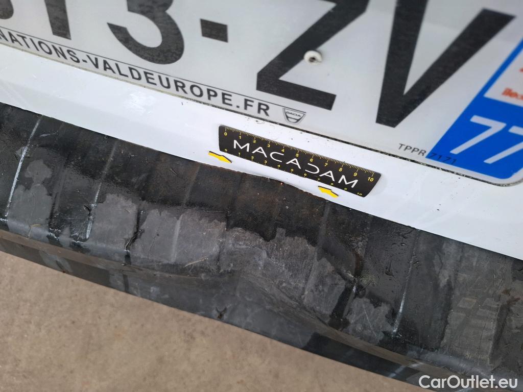  Renault  Trafic RENAULT  VU 4p Fourgon CA CF L2H1 1200 dCi 95 E6 #39