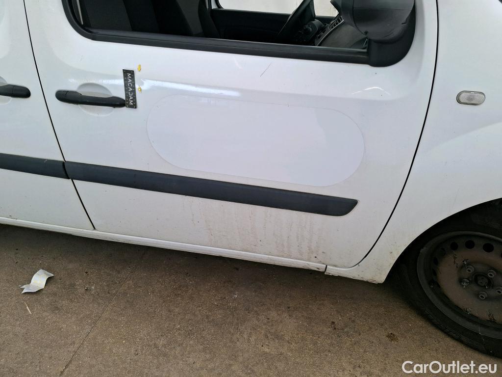  Renault  Kangoo RENAULT  Express / 2013 / 4P / Fourgonnette Extra R-Link - Blue dCi 95 #18