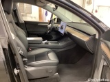  Tesla  Model Y Long Range AWD 514hk Drag Läder Pano #11