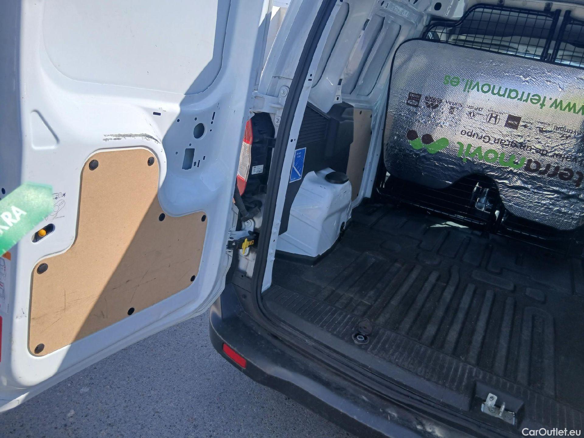  Ford  Transit FORD  Courier/2014/4P/furgón der.turis Van 1.5 TDCi 75kW Trend #3