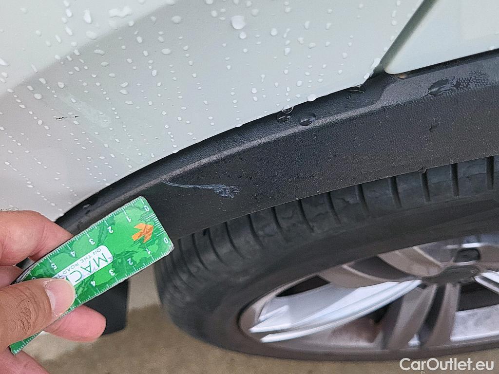 Volkswagen  Tiguan VOLKSWAGEN  / 2016 / 5P / todoterreno Sport 2.0 TDI 110kW (150CV) DSG #26