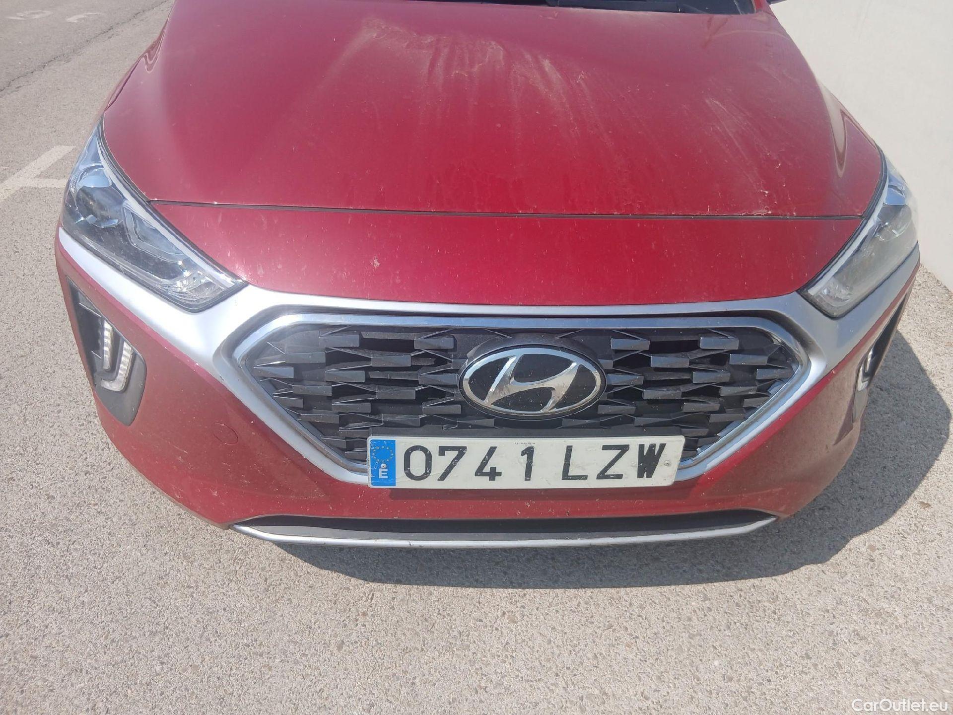  Hyundai   Ioniq HYUNDAI / 2019 / 5P / berlina con portón 1.6 GDI PHEV Klass DCT #5