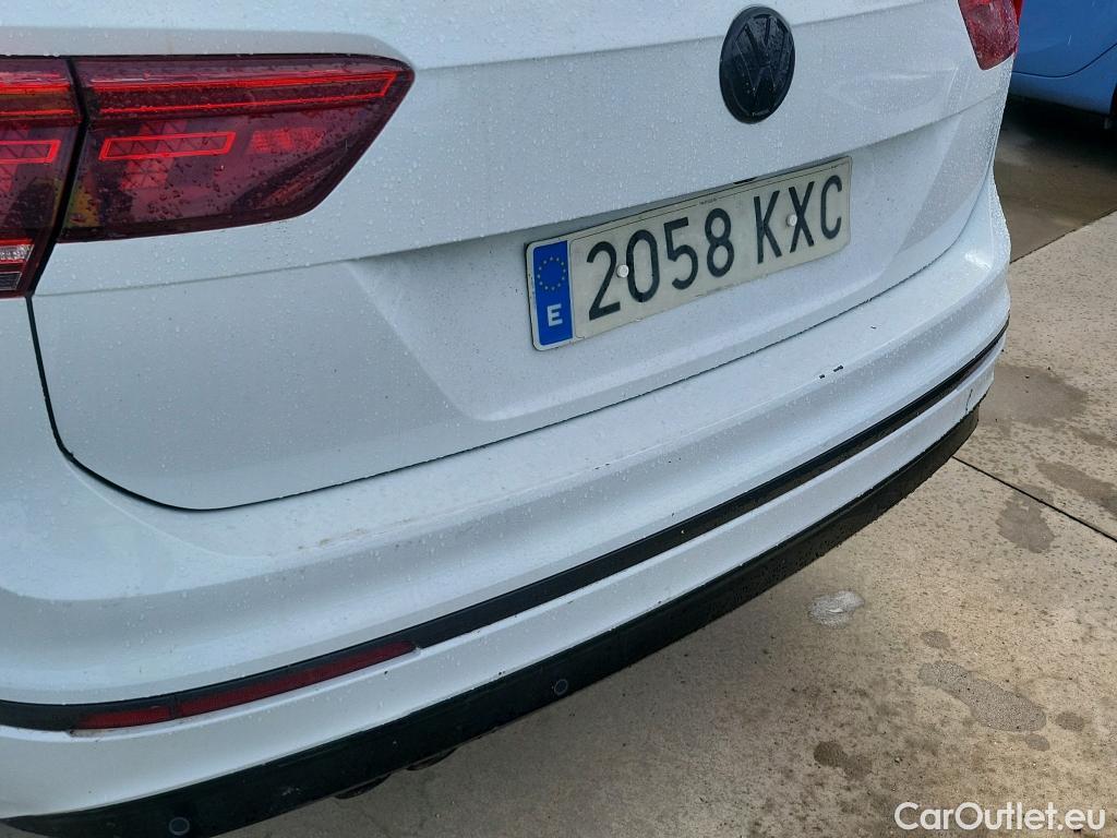  Volkswagen  Tiguan VOLKSWAGEN  / 2016 / 5P / todoterreno Sport 2.0 TDI 110kW (150CV) DSG #21
