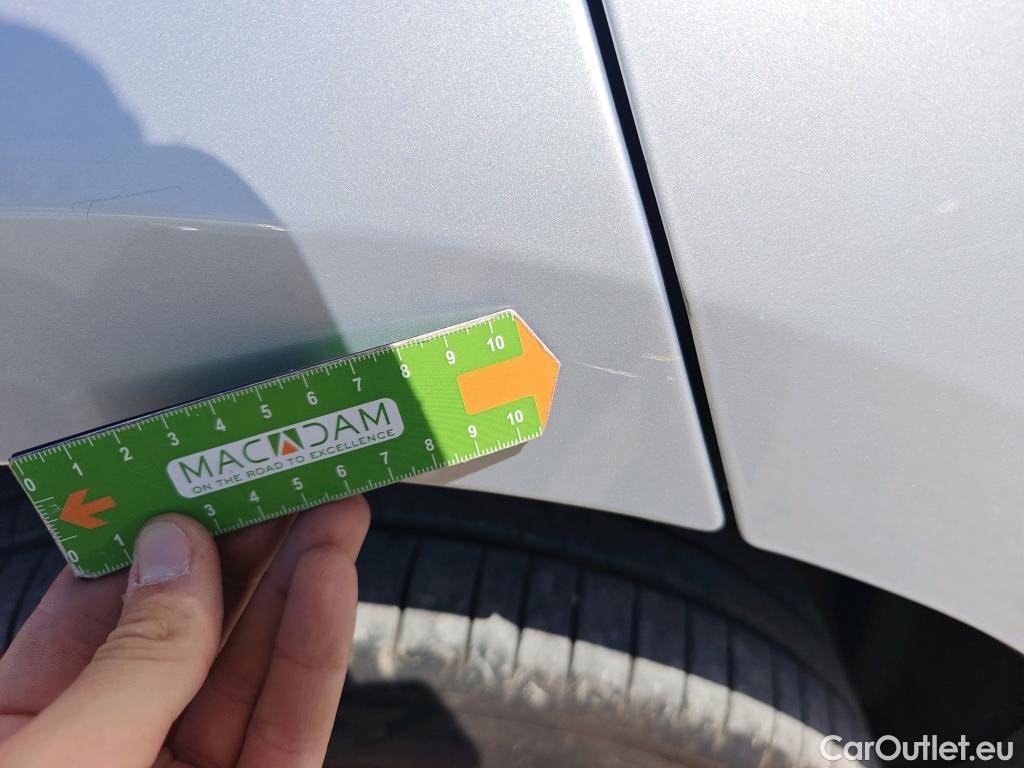  Land Rover  Range Rover LAND ROVER  Velar / 2023 / 5P / todoterreno 2.0 I4 PHEV 297kW Dynamic SE 4WD Auto #57