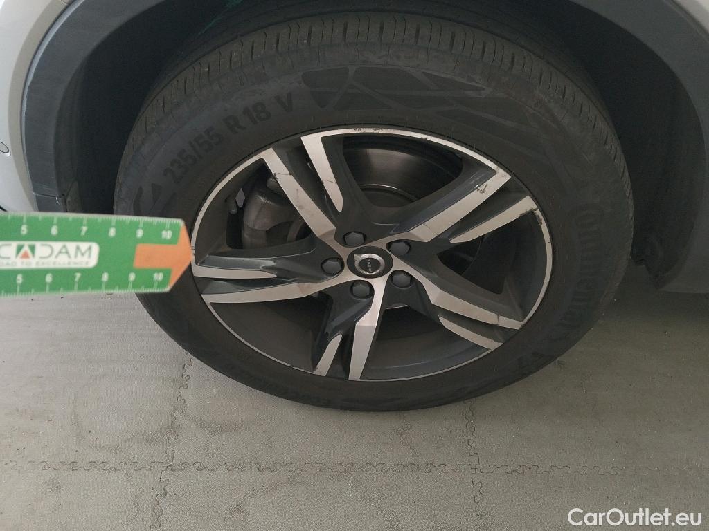  Volvo  XC 40 VOLVO XC40 / 2021 / 5P / todoterreno 2.0 B3 G Plus Dark Auto #5