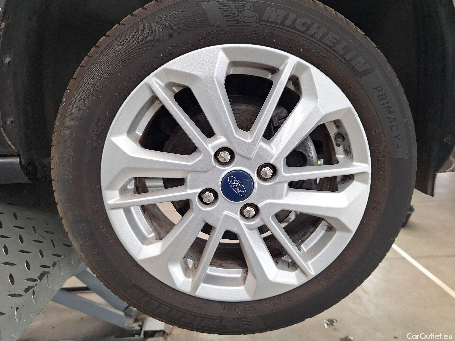  Ford  Fiesta Ford,  '17, Ford  1.0i EcoBoost 70kW Titanium 5d #13