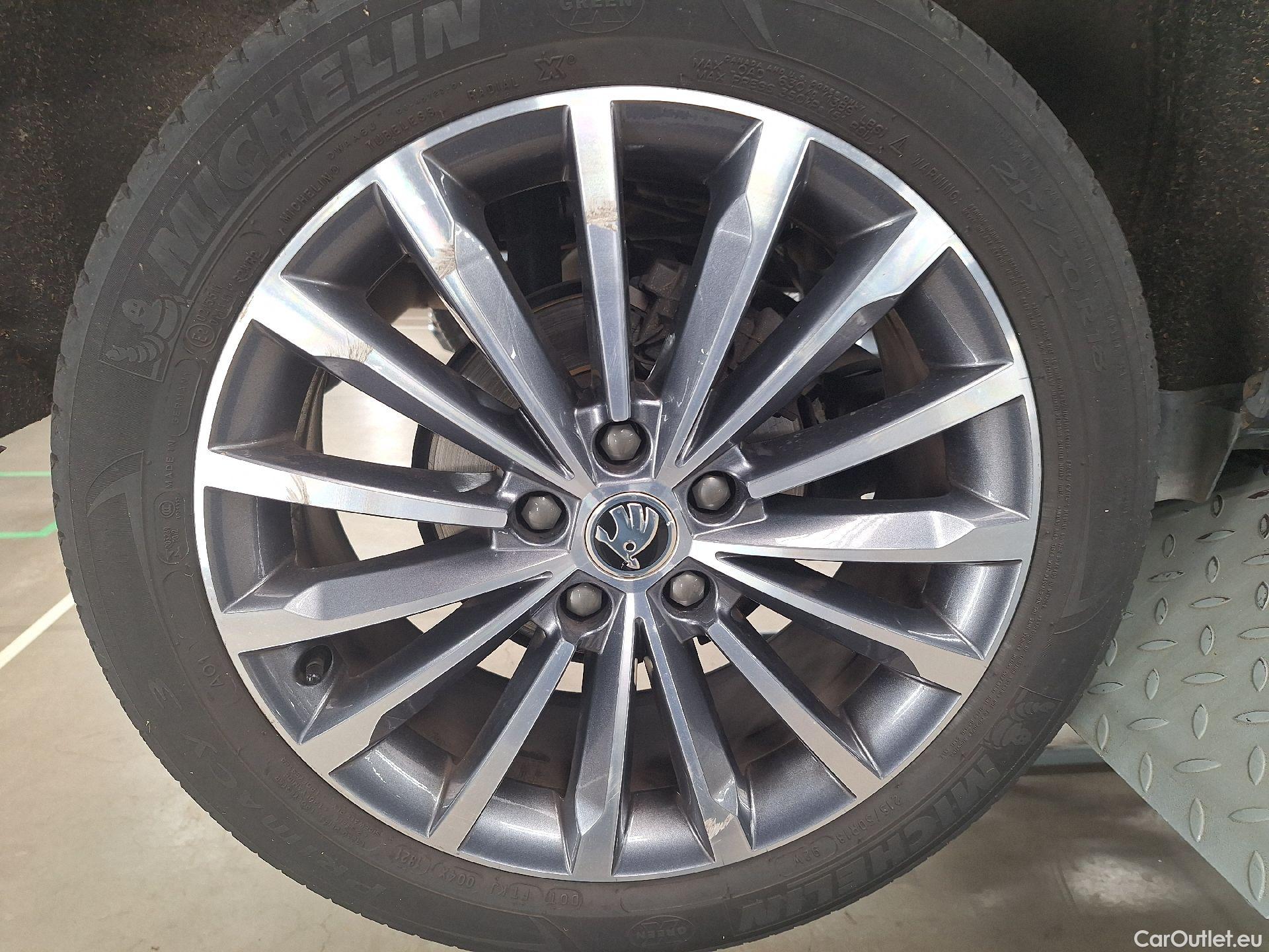  Skoda  Karoq Skoda,  '17, Skoda  1.5 TSI 110kW DSG7 Clever+ 5d #33