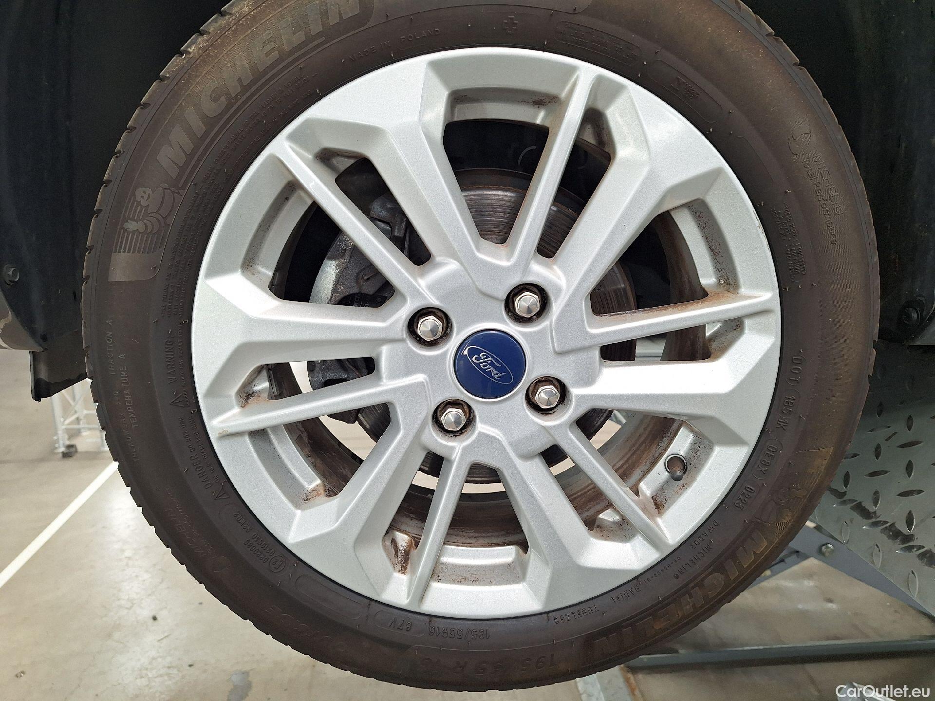  Ford  Fiesta Ford,  '17, Ford  1.0i EcoBoost 70kW Titanium 5d #9