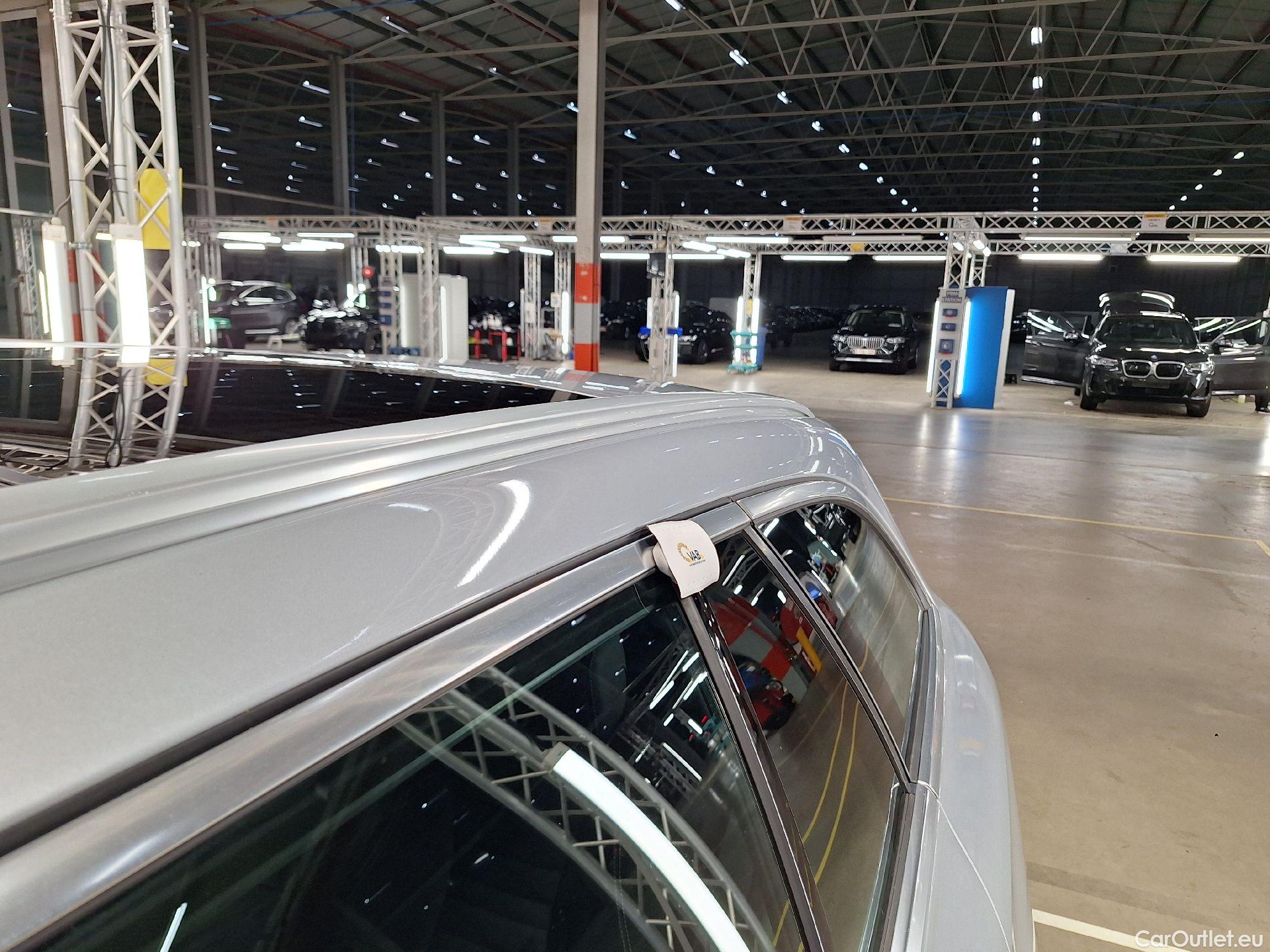  Mercedes  E-Klasse Mercedes, E-Clas Br FL'20 PHEV, E Break 300 e 225kW Bus.So.Aut #1