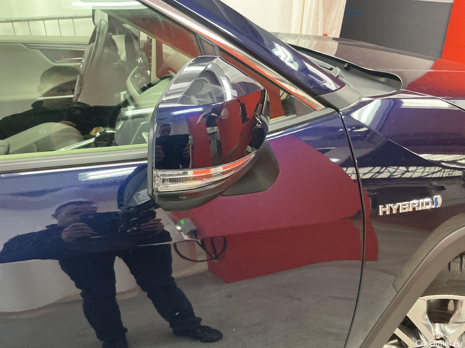  Toyota  RAV4 Toyota,  '18, Toyota  2.5 Hybrid Lithium Premium Plus CVT 5d #68