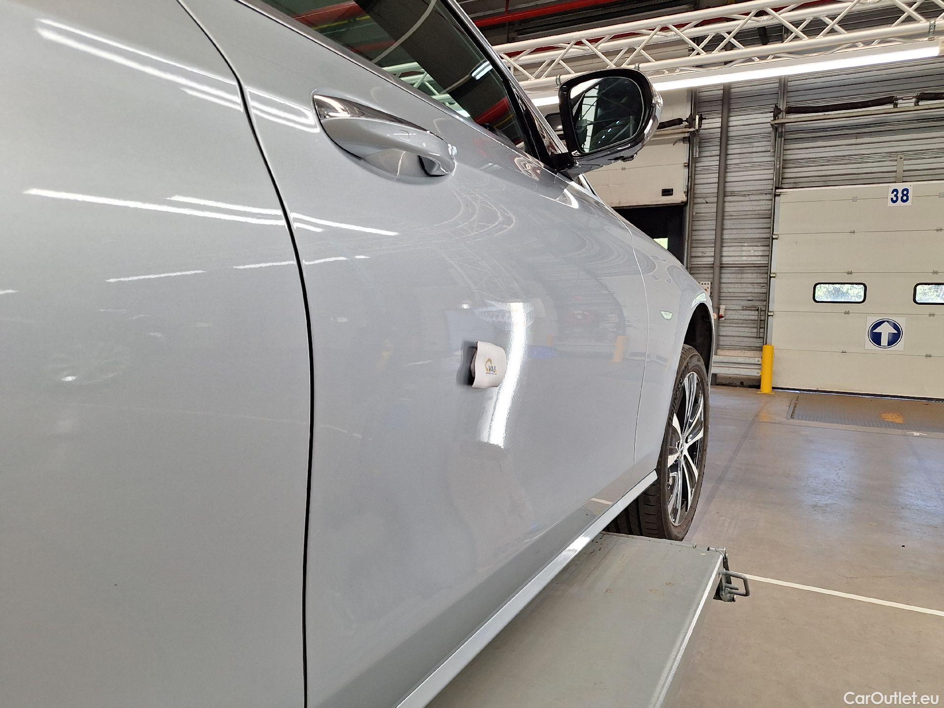  Mercedes  E-Klasse Mercedes, E-Clas Br FL'20 PHEV, E Break 300 e 225kW Bus.So.Aut #26