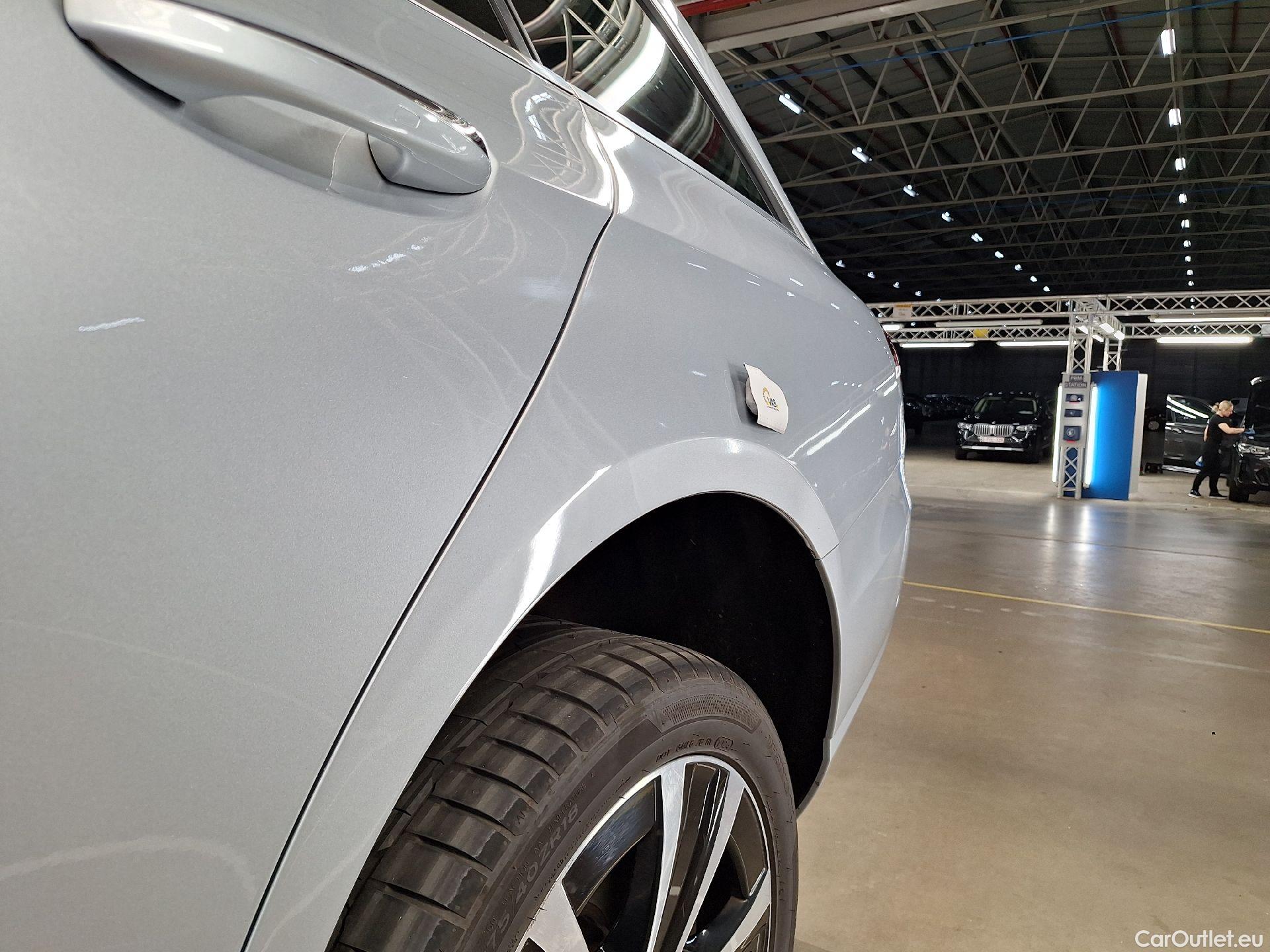  Mercedes  E-Klasse Mercedes, E-Clas Br FL'20 PHEV, E Break 300 e 225kW Bus.So.Aut #14