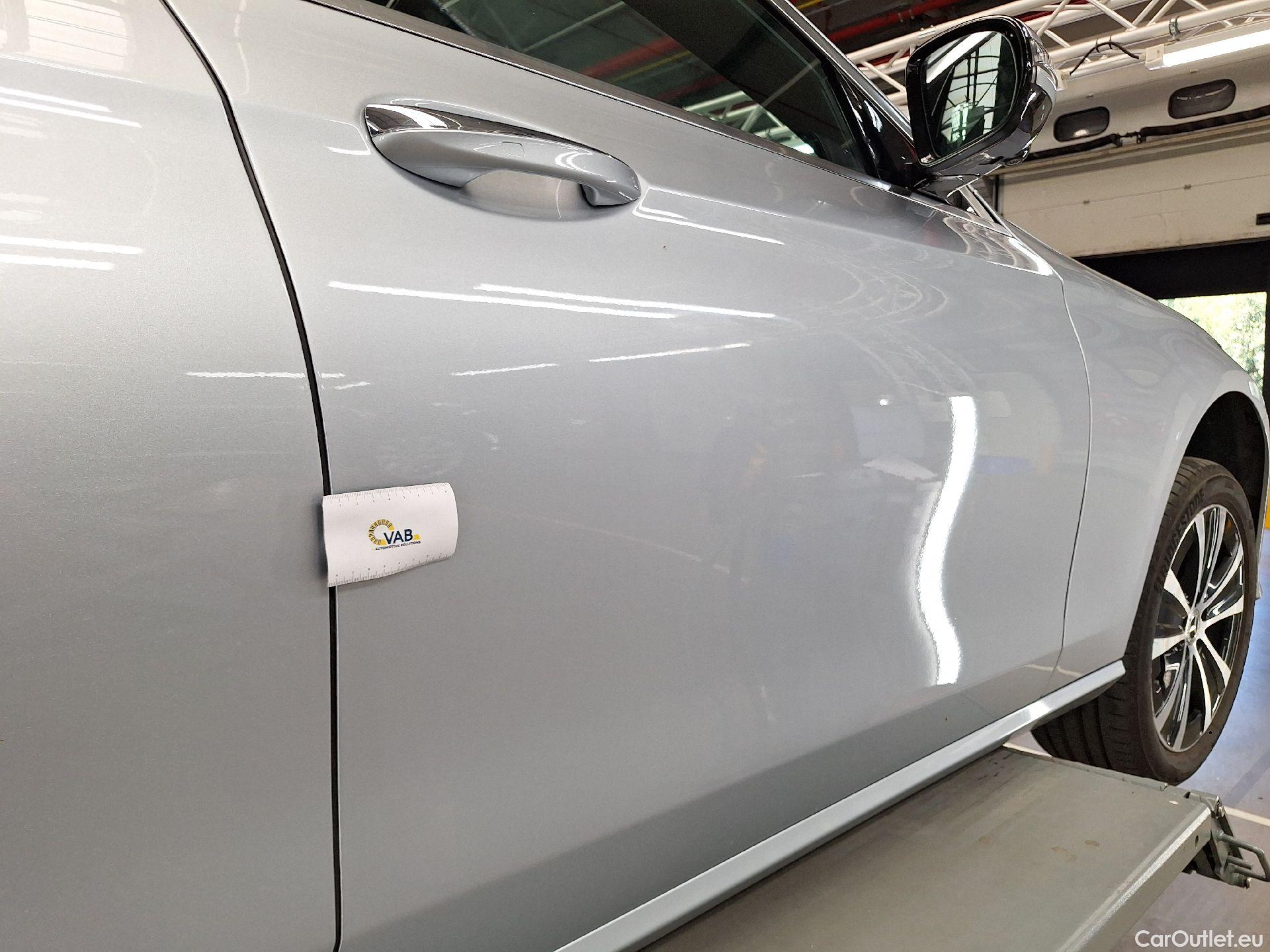  Mercedes  E-Klasse Mercedes, E-Clas Br FL'20 PHEV, E Break 300 e 225kW Bus.So.Aut #28
