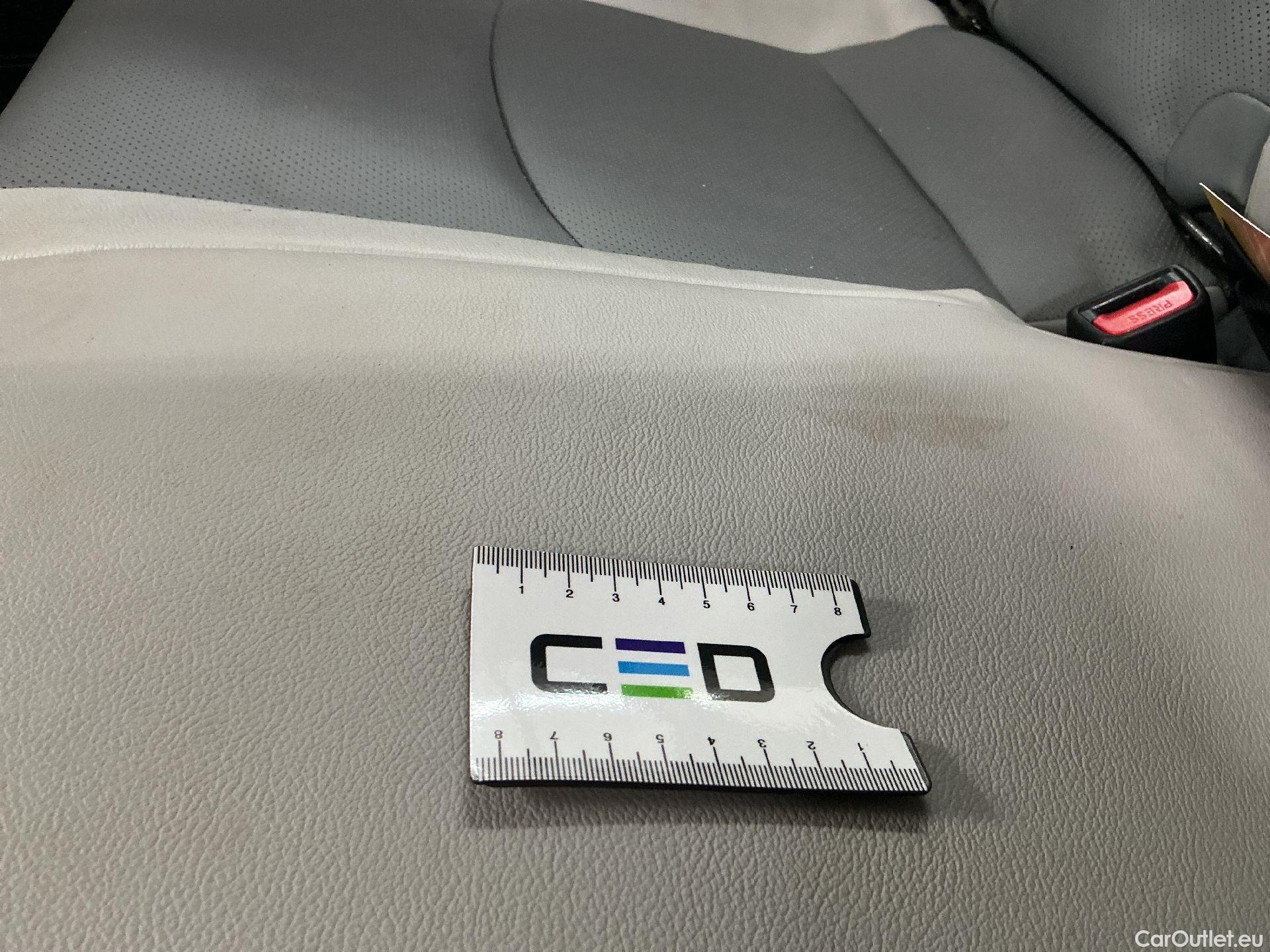  Toyota  RAV4 Toyota,  '18, Toyota  2.5 Hybrid Lithium Premium Plus CVT 5d #3