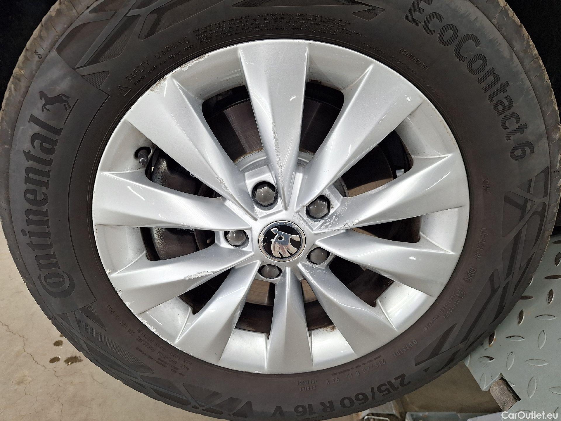  Skoda  Karoq Skoda,  FL'22,  2.0CRTDI 110kW Ambition #5