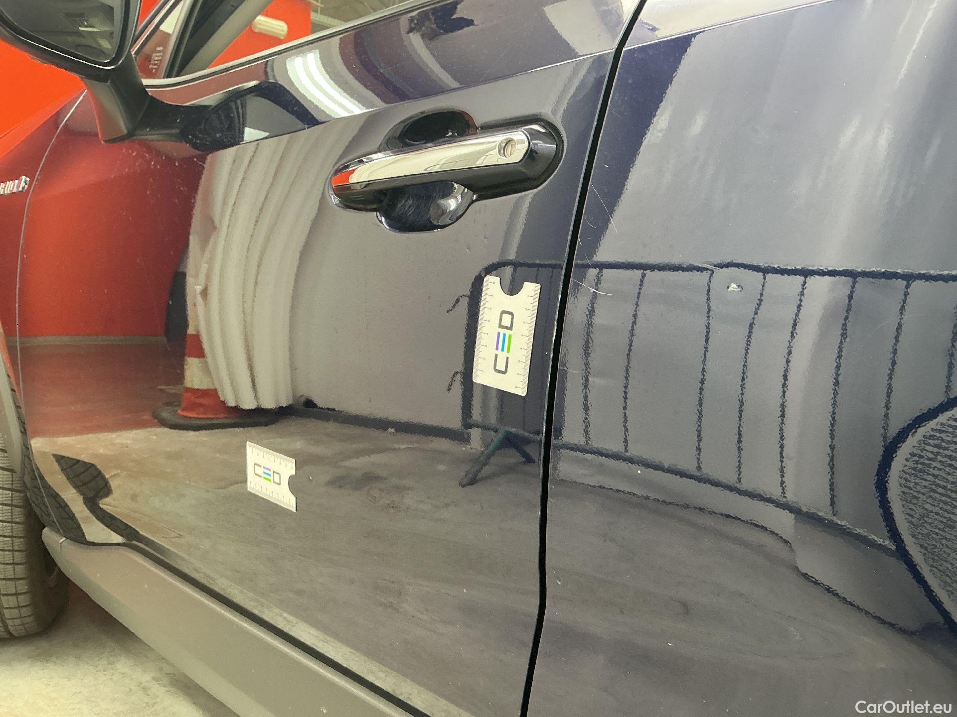  Toyota  RAV4 Toyota,  '18, Toyota  2.5 Hybrid Lithium Premium Plus CVT 5d #28