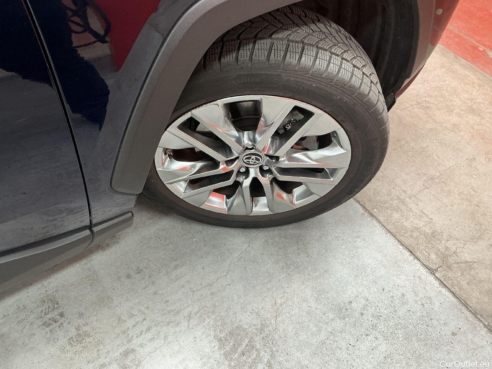  Toyota  RAV4 Toyota,  '18, Toyota  2.5 Hybrid Lithium Premium Plus CVT 5d #59
