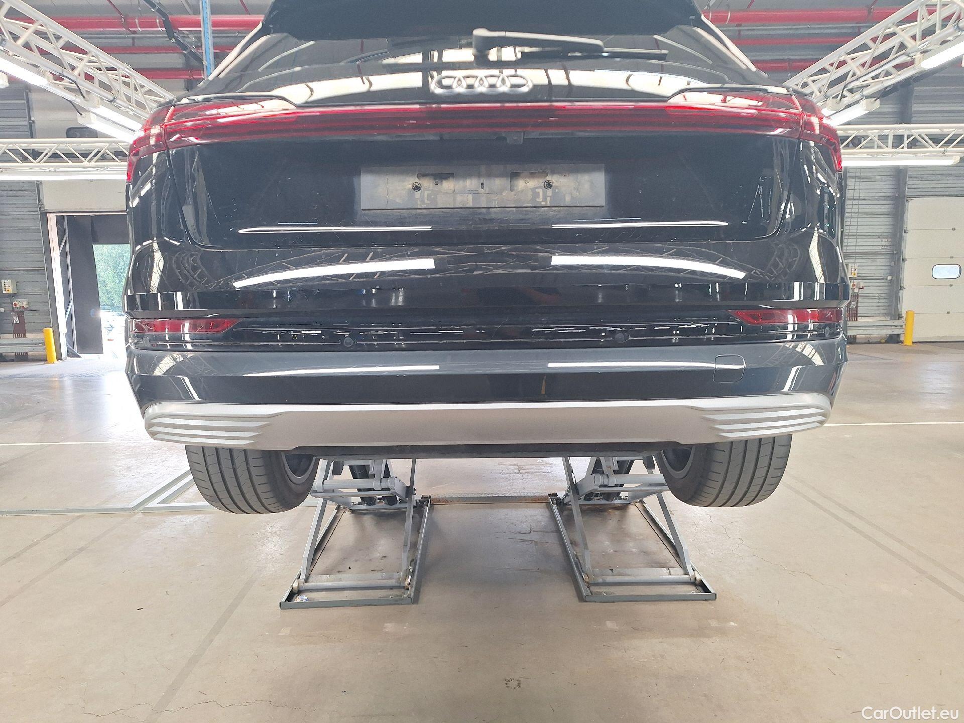  Audi  E-TRON Audi,  '19 BEV,  55 300kW Quat.Advanced #19