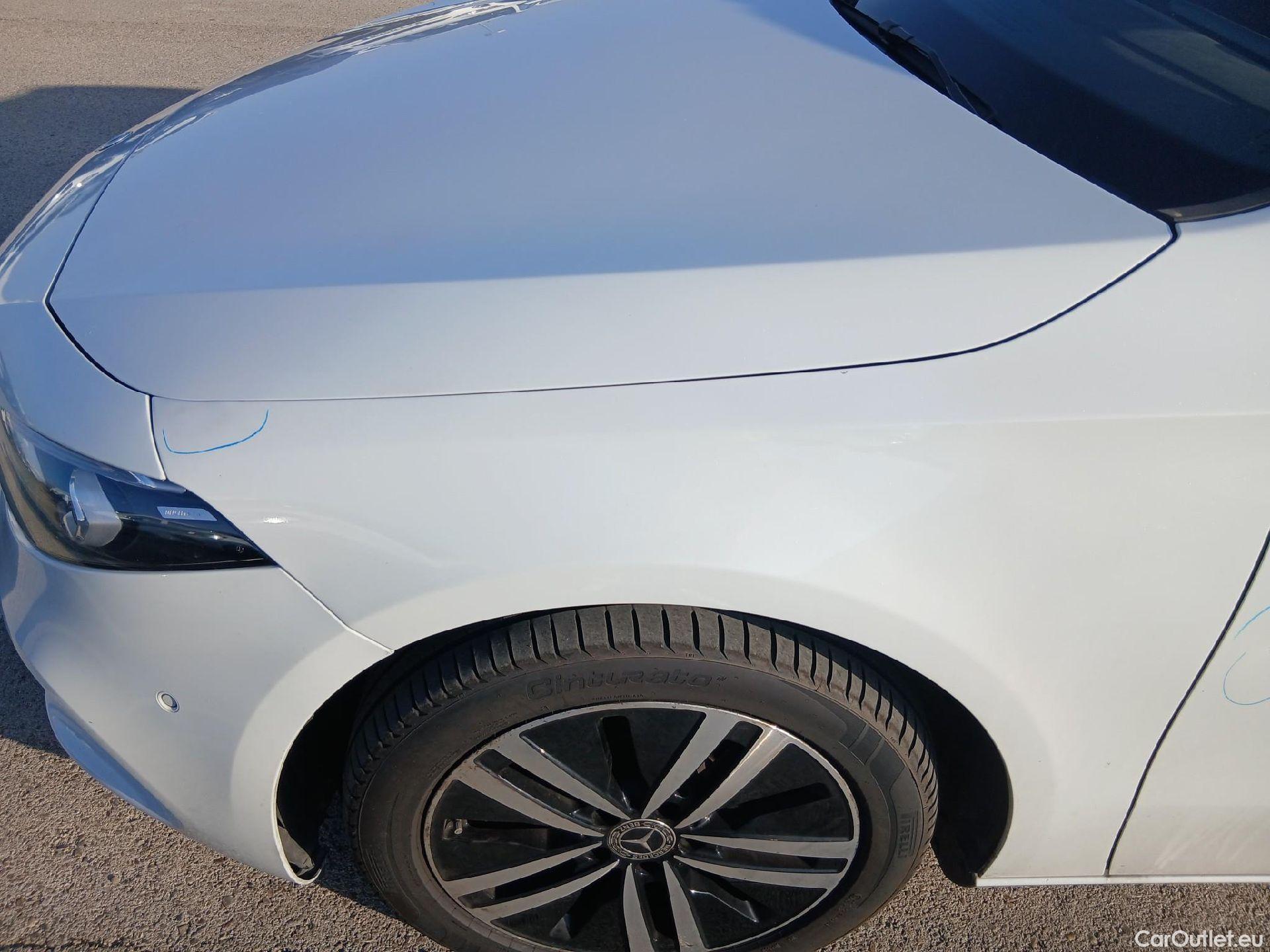  Mercedes  A-Klasse MERCEDES-BENZ Clase A / 2018 / 4P / sedán Sedán A 250 e #13