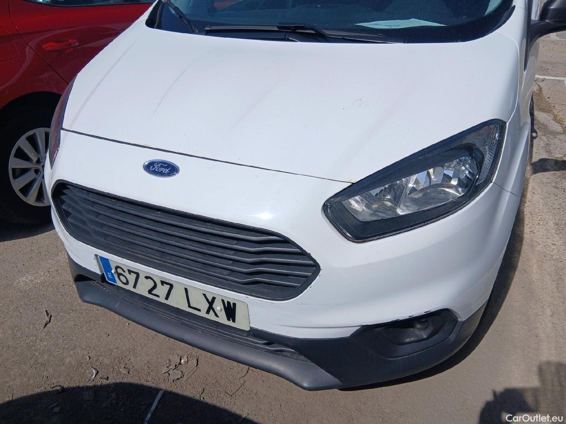  Ford  Transit FORD  Courier/2014/4P/furgón der.turis Van 1.5 TDCi 75kW Trend #4