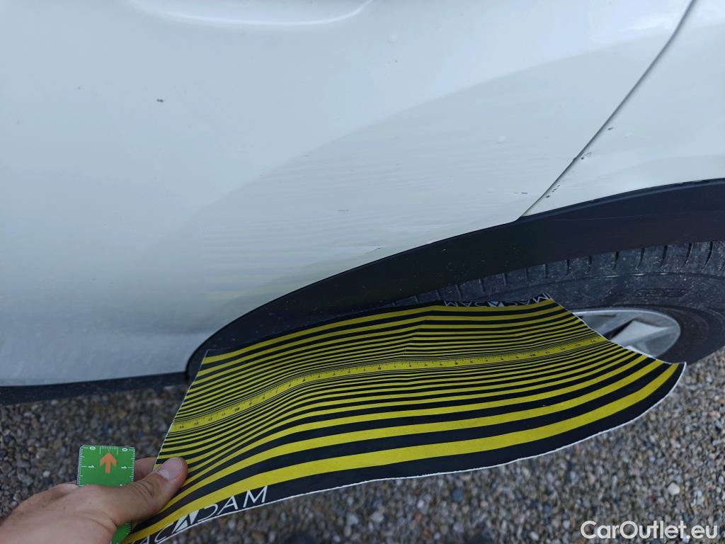  Citroen  C4 CITROEN  / 2020 / 5P / berlina con portón BlueHdi 110 S&S Live Pack #3