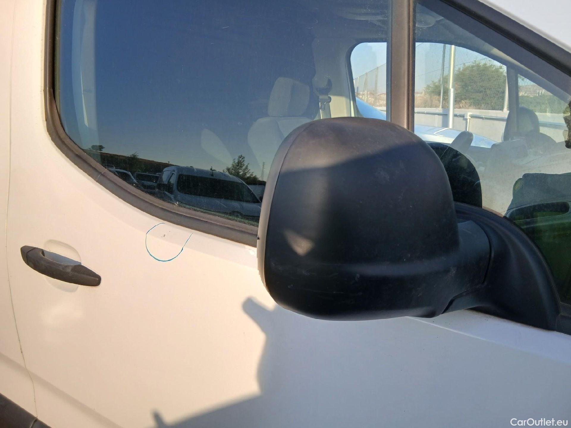  Peugeot  Partner PEUGEOT  / 2018 / 3P / furgón derivado de turismo Pro Standard 600kg BlueHDi 73kW (AC) #20