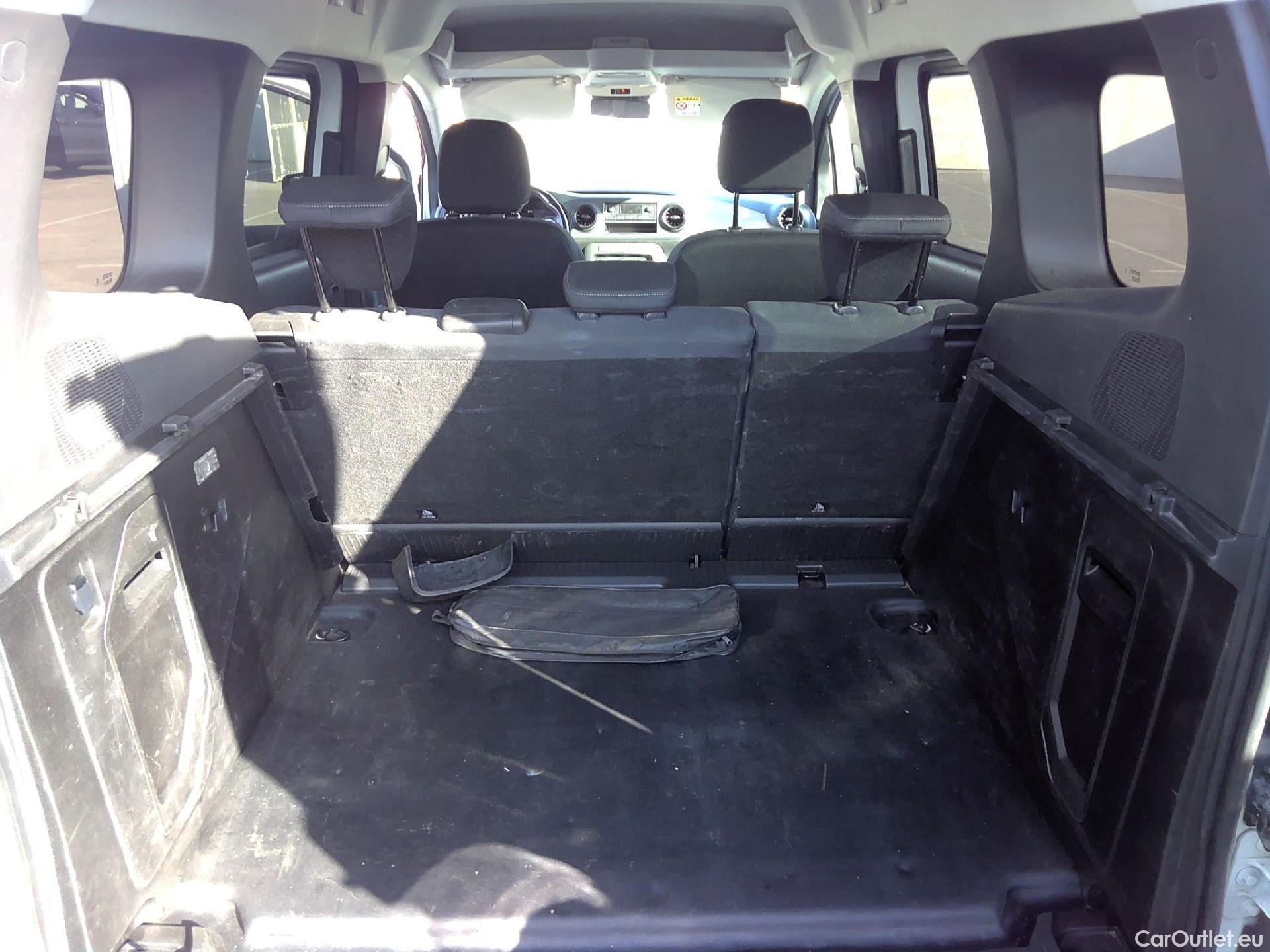  Mercedes  Citan MERCEDES-BENZ  / 2021 / 5P / monovolumen compacto 110 CDI 70kW Tourer Base Largo #8