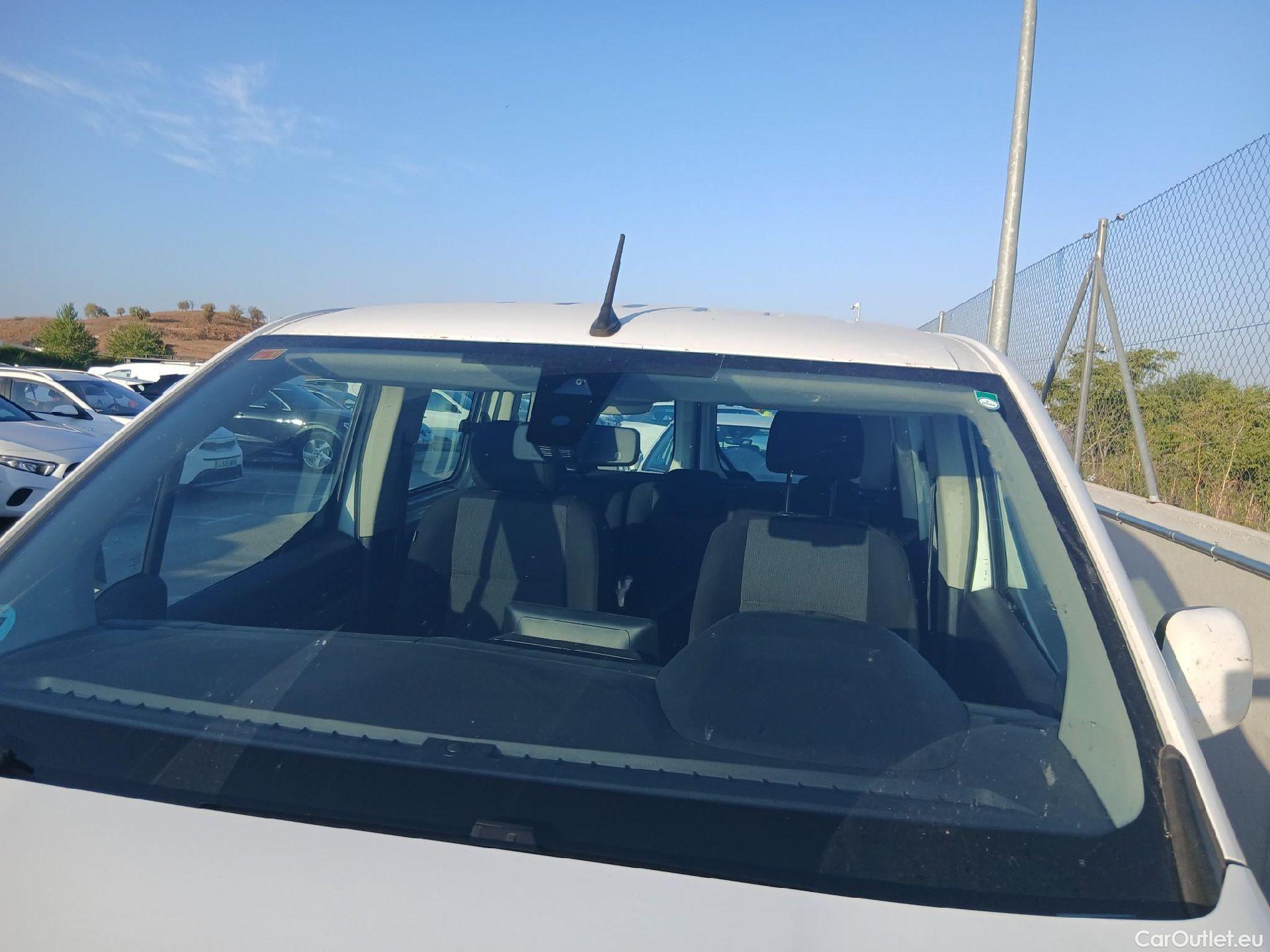  Peugeot  RIFTER PEUGEOT  / 2018 / 4P / combi Active Standard BlueHDi 73kW (IND) #18