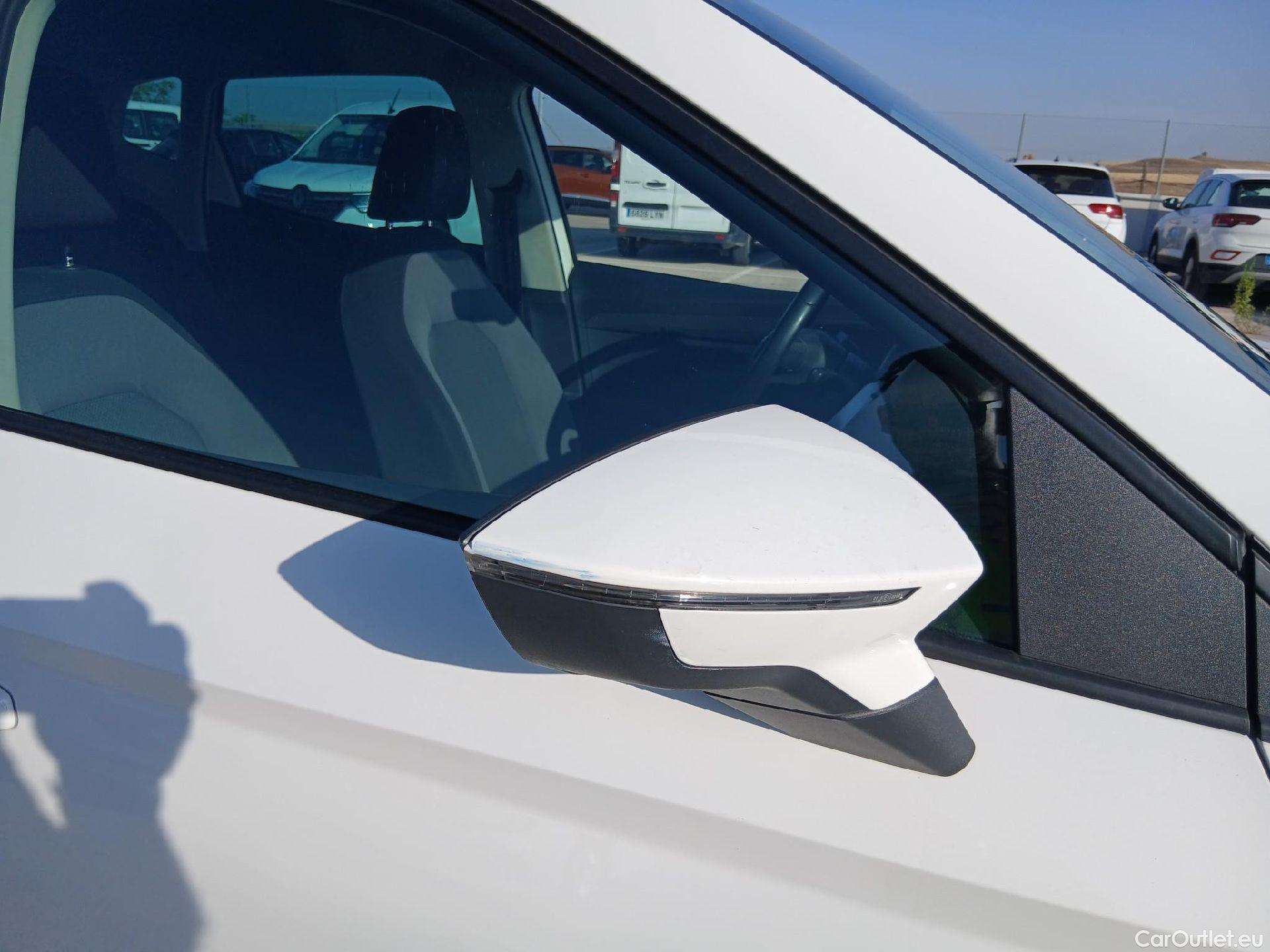  Seat  Arona SEAT  / 2017 / 5P / todoterreno 1.0 TSI 70kW (95CV) Style Edition Eco (CX) #25