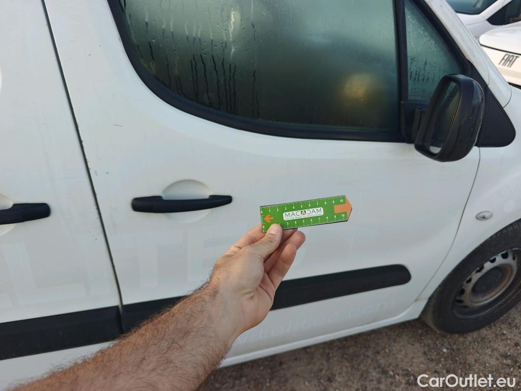  Citroen  Berlingo CITROEN  / 2015 / 3P / furgón derivado de turismo BlueHDI 74KW (100CV) (AC) #45