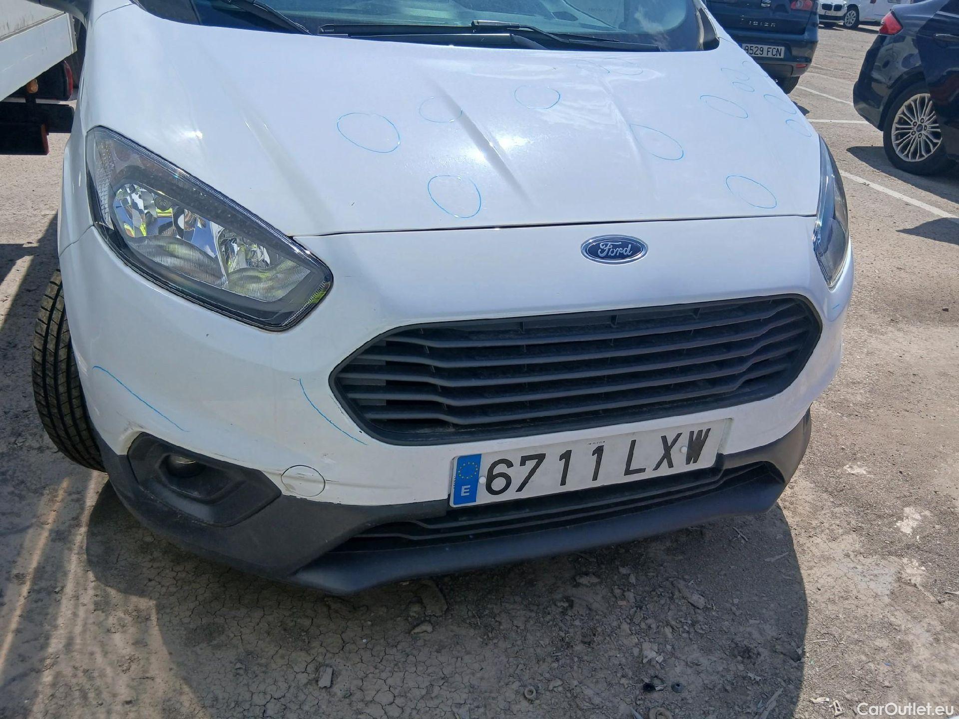  Ford  Transit FORD  Courier/2014/4P/furgón der.turis Van 1.5 TDCi 75kW Trend #4