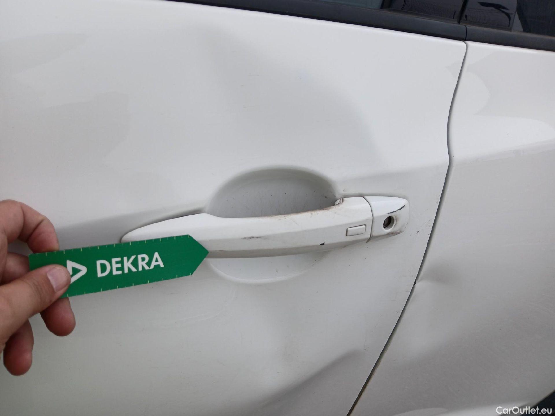  Nissan  Juke NISSAN  / 2019 / 5P / crossover 1.6 Hybrid 105kW (145CV) N-Connecta #25