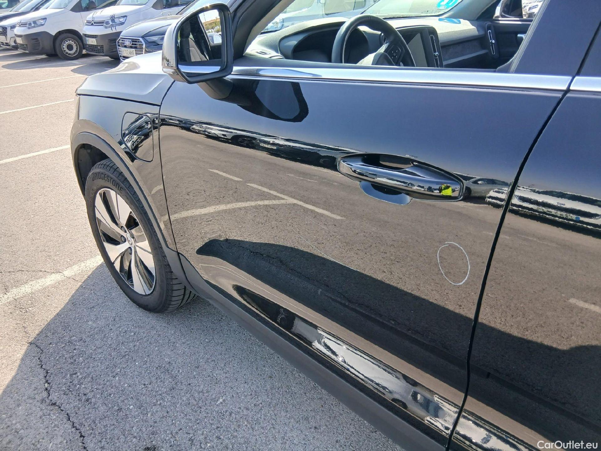  Volvo  XC 40 VOLVO XC40 / 2021 / 5P / todoterreno 1.5 T4 Recharge PHEV Essential Auto #11