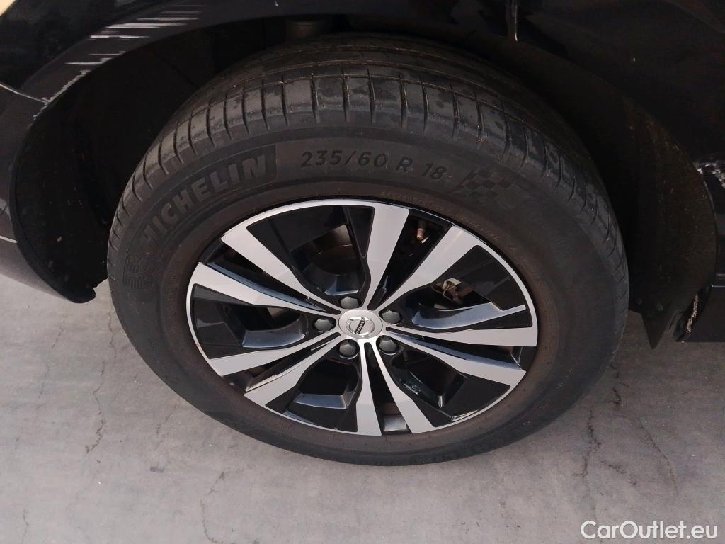  Volvo  XC60 VOLVO  2.0 T6 AWD Recharge Core Auto #7