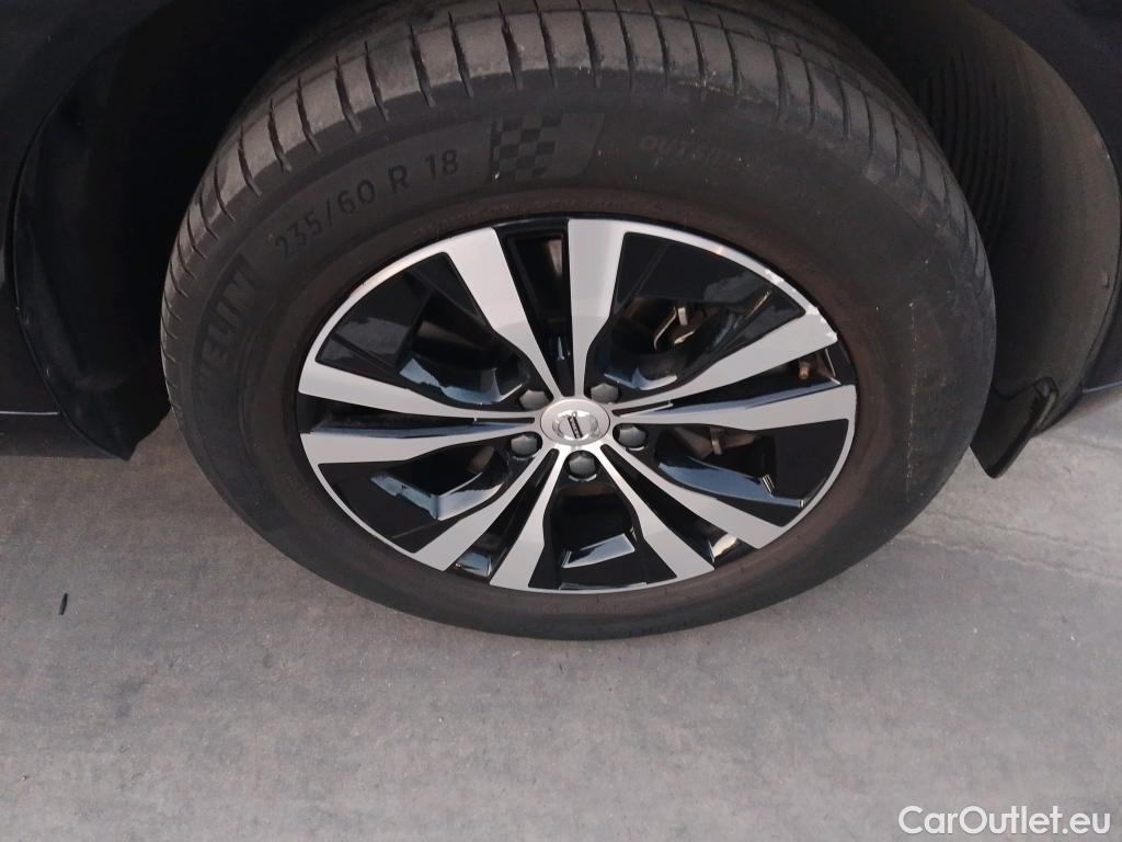  Volvo  XC60 VOLVO  2.0 T6 AWD Recharge Core Auto #11