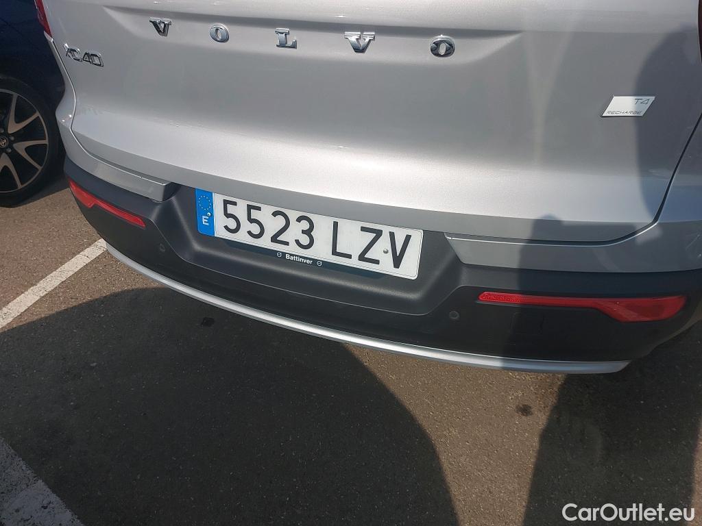  Volvo  XC 40 VOLVO XC40 / 2021 / 5P / todoterreno 1.5 T4 Twin Recharge Core Auto #18
