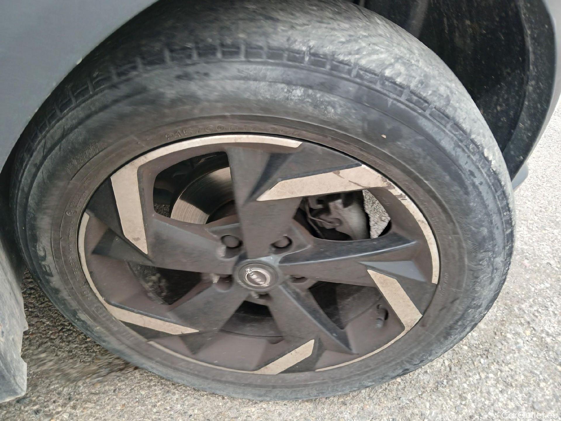  Nissan  Juke NISSAN  / 2019 / 5P / crossover 1.6 Hybrid 105kW (145CV) N-Connecta #46
