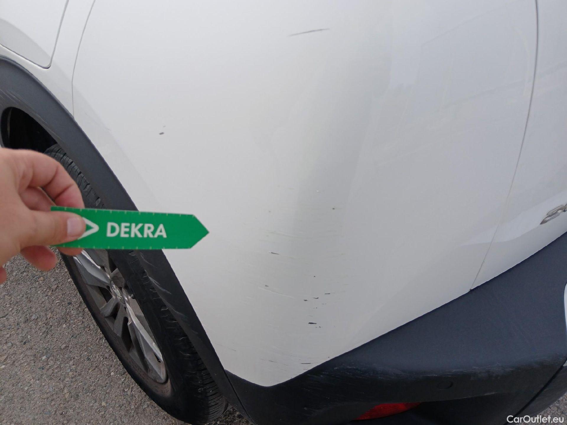  Peugeot  2008 PEUGEOT  / 2019 / 5P / todoterreno Active Pack Puretech 100 S&S BVM6 #39