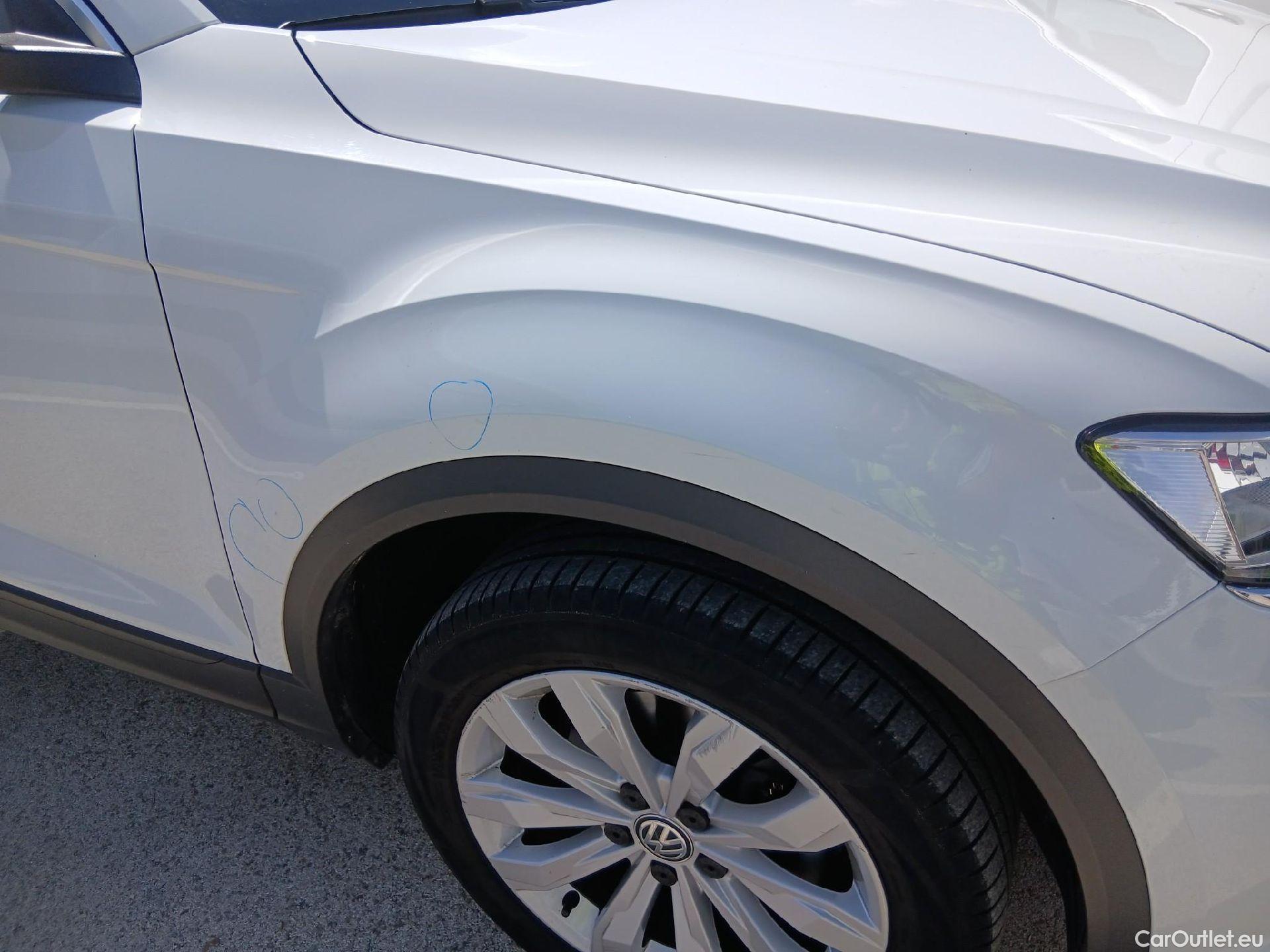  Volkswagen  T-ROC VOLKSWAGEN  / 2017 / 5P / todoterreno Advance 1.0 TSI 85kW (115CV) (CX) #47